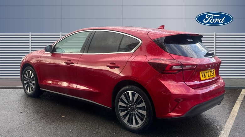 Ford Focus 1.0 EcoBoost Hybrid mHEV 155 Titanium Vignale 5dr Petrol Hatchback